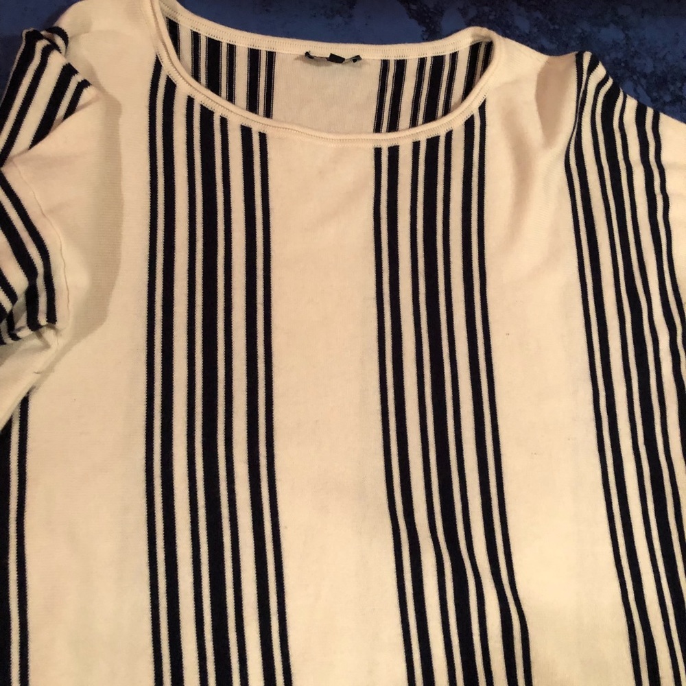 Splendid long sleeve blue sweater crop top